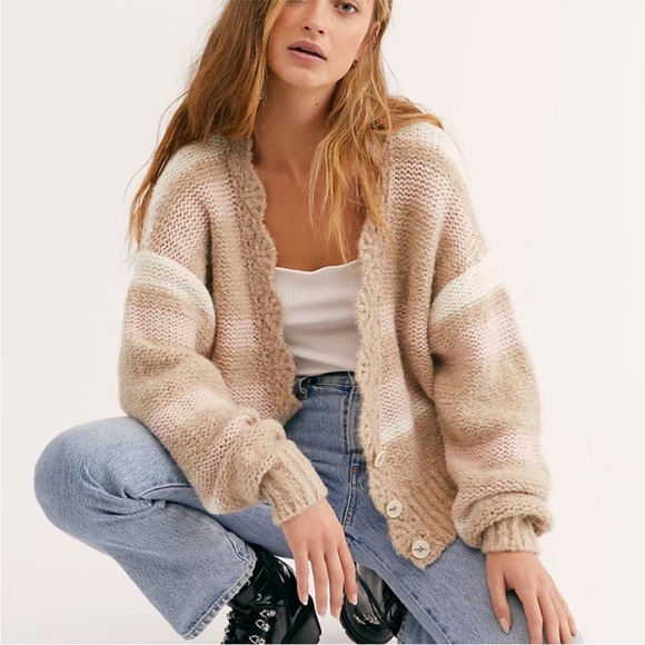 Free People Fine Time Cardigan Sweater Size M Beige Latte Wool Blend NWT - Picture 4 of 8